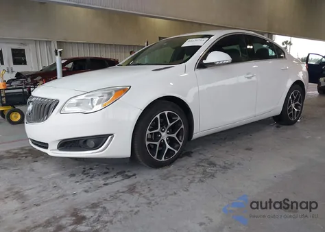 2017 Buick Regal Turbo Sport Touring z USA, uszkodzony, nr VIN 2G4GL5EX6H9105826